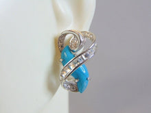 Load image into Gallery viewer, Womens Vintage Estate 18K White Gold Turquoise Earrings 7.5g E3086