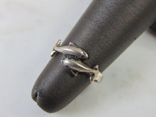 Load image into Gallery viewer, Womens Vintage Estate Sterling Silver Dolphins Ring 1.4g E5126