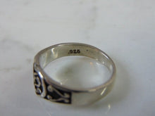 Load image into Gallery viewer, Womens Vintage Estate Sterling Silver Heart Ring 4.3g E5132