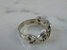 Load image into Gallery viewer, Womens Vintage Estate Sterling Silver Heart Ring 2.5g E5007