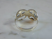 Load image into Gallery viewer, Womens Vintage Estate Sterling Silver Theater Masks Ring 3.1g E5008