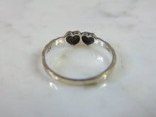 Load image into Gallery viewer, Womens Vintage Estate Sterling Silver Heart Ring 1.5g E5133