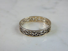 Load image into Gallery viewer, Womens Vintage Estate Sterling Silver Filigree Ring 1.7g E5157