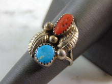 Load image into Gallery viewer, Womens Vintage Estate Sterling Silver Southwestern Style Ring 3.1g E5440