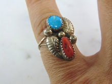 Load image into Gallery viewer, Womens Vintage Estate Sterling Silver Southwestern Style Ring 3.1g E5440