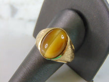 Load image into Gallery viewer, Mens Vintage Estate 14K Yellow Gold Tigers Eye Ring 10.3g E2010