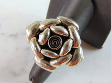 Load image into Gallery viewer, Womens Vintage Estate Sterling Silver Rose Ring 15.1g E2056