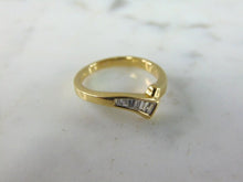 Load image into Gallery viewer, Womens Vintage Estate 14k Gold Diamond Ring 2.9g E3361