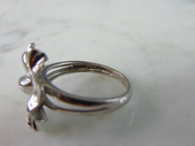 Load image into Gallery viewer, Womens Vintage Estate Sterling Silver Flower Ring 4.4g E2139