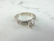 Load image into Gallery viewer, Womens Vintage Estate 14K White Gold Diamond Ring, 4.2g E3369