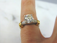 Load image into Gallery viewer, Womens Vintage Estate 14K Gold Platinum CZ Ring, 9.3g E3371