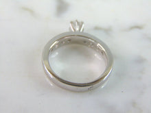 Load image into Gallery viewer, Womens Vintage Estate Platinum Diamond Ring, 7.0g E3372