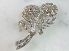 Load image into Gallery viewer, Womens Vintage Estate Sterling Silver Flower Brooch 15.2g E1935