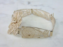 Load image into Gallery viewer, Womens Vintage Estate Sterling Silver Flower Bracelet 19.2g E1962