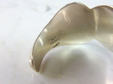 Load image into Gallery viewer, Womens Vintage Estate Sterling Silver Heart Cuff Bracelet 49.7g E1967