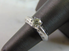 Load image into Gallery viewer, Womens Vintage Estate 14K White Gold Diamond Ring, 4.4g E3380