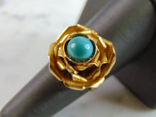 Load image into Gallery viewer, Womens Vintage Estate 18K Gold Flower Turquoise Ring, 8.1g E917