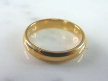 Load image into Gallery viewer, Mens Vintage Estate 14K Yellow Gold Wedding Band Ring 6.4g #E4048