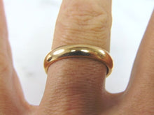 Load image into Gallery viewer, Mens Vintage Estate 14K Yellow Gold Wedding Band Ring 6.4g #E4048
