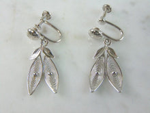 Load image into Gallery viewer, Womens Vintage Estate Sterling Silver Modernist Earrings 4.2g E5289