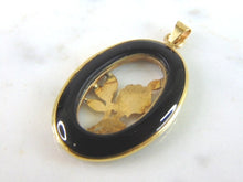 Load image into Gallery viewer, Womens Vintage Estate 14K Yellow Gold Flower Pendant 3.7g E4182