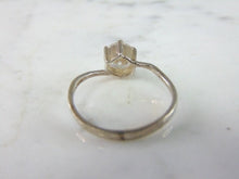Load image into Gallery viewer, Womens Vintage Estate Sterling Silver CZ Ring 2.7g E2247