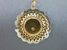 Load image into Gallery viewer, Vintage Estate 18k Gold Religious Pendant Necklace 8.9g E4284