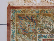 Load image into Gallery viewer, Vintage Estate Semi-Antique Handmade Kashan Rug E201