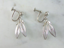 Load image into Gallery viewer, Womens Vintage Estate Sterling Silver Modernist Earrings 4.2g E5289