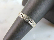 Load image into Gallery viewer, Womens Vintage Estate Sterling Silver Floral Ring 1.3g E4318