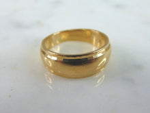 Load image into Gallery viewer, Womens Vintage Estate 14k Yellow Gold Band Ring 4.8g #E4206