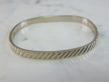 Load image into Gallery viewer, Womens Vintage Estate Sterling Silver Modernist Bracelet 16.8g E4358