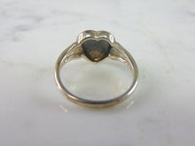 Load image into Gallery viewer, Womens Vintage Estate Sterling Silver Heart Ring 4.1g E2300
