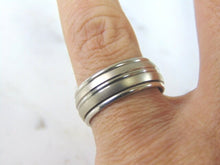 Load image into Gallery viewer, Mens Vintage Estate 14K White Gold Wedding Band Ring, 10.0g E3425
