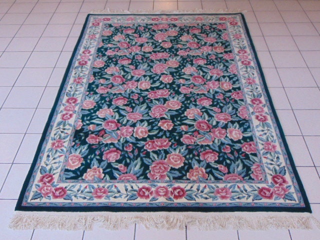 Vintage Estate Handmade Buckingham Rug E228