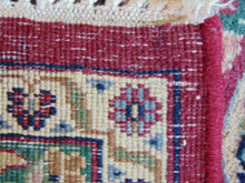 Load image into Gallery viewer, Vintage Estate Handmade Indo Agra Rug E232