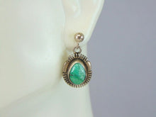 Load image into Gallery viewer, Womens Vintage Estate Sterling Silver Southwestern Earrings 4.1g E5470