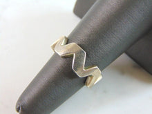 Load image into Gallery viewer, Womens Vintage Estate Sterling Silver Modernist Ring 5.6g E5274