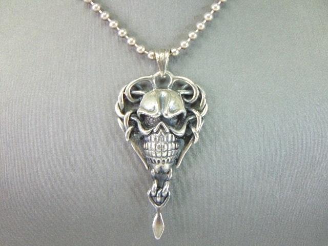 Mens Vintage Estate Sterling Silver Skull Necklace 46.7g E2079