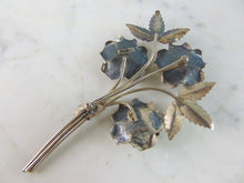 Load image into Gallery viewer, Womens Vintage Estate Sterling Silver Flower Brooch 20.8g E2313