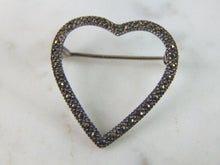 Load image into Gallery viewer, Womens Vintage Estate Sterling Silver Heart Brooch 2.6g E5829