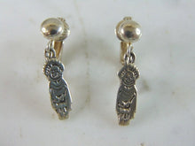 Load image into Gallery viewer, Womens Vintage Estate Sterling Silver Southwestern Clip On Earrings 4.1g E2237