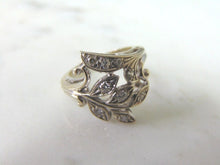 Load image into Gallery viewer, Womens Vintage Estate 14K White Gold Diamond Flower Ring, 3.6g E5962