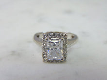 Load image into Gallery viewer, Womens Vintage Estate 14K White Gold CZ Ring 5.5g E3061