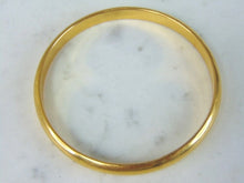 Load image into Gallery viewer, Womens Vintage Estate 21k Yellow Gold Bangle Bracelet 10.5g E5011