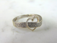 Load image into Gallery viewer, Womens Vintage Estate 10K White Gold Diamond Heart Ring 2.7g E2075