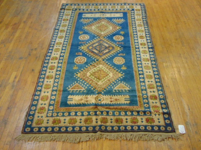 Vintage Estate Semi-Antique Handmade Ghragheh Rug E27