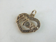 Load image into Gallery viewer, Womens Vintage Estate Sterling Silver "Mom" Pendant Charm 1.4g E3148