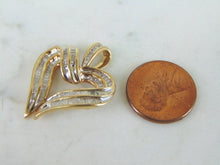 Load image into Gallery viewer, Womens Vintage Estate 10K Yellow Gold Diamond Heart Pendant 4.3g E2370