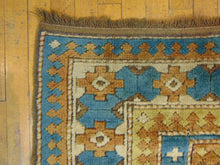 Load image into Gallery viewer, Vintage Estate Semi-Antique Handmade Oriental Rug E37